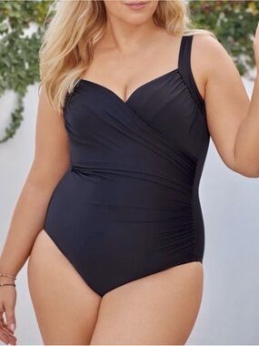 Miraclesuit Sanibel Black Ruched Slimming Swimsuit Size 16W
